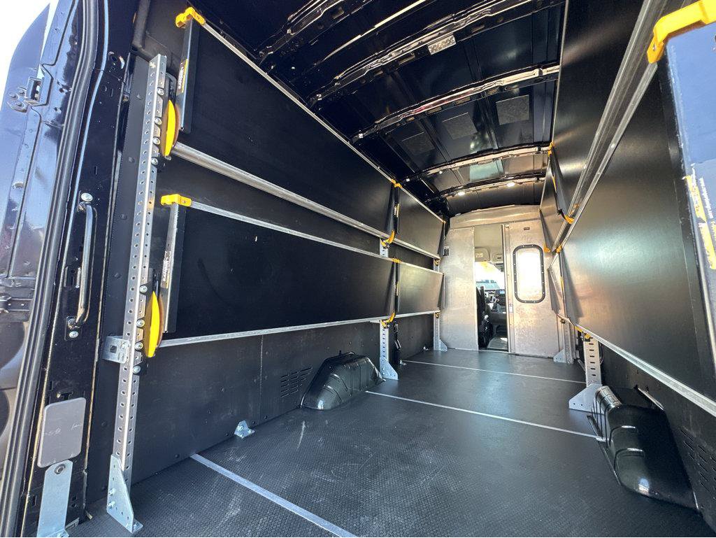 Used 2023 Ford Transit 250 148 High Roof Extended w/ Load Area Protection Package RWD image 32