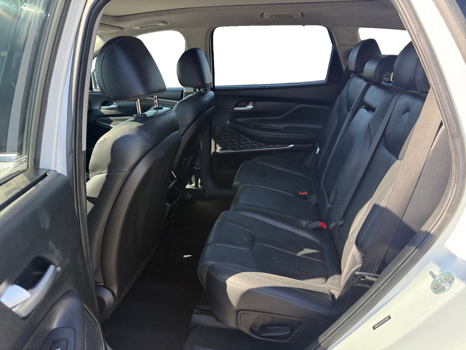 Used 2019 Hyundai Santa Fe AWD image 16