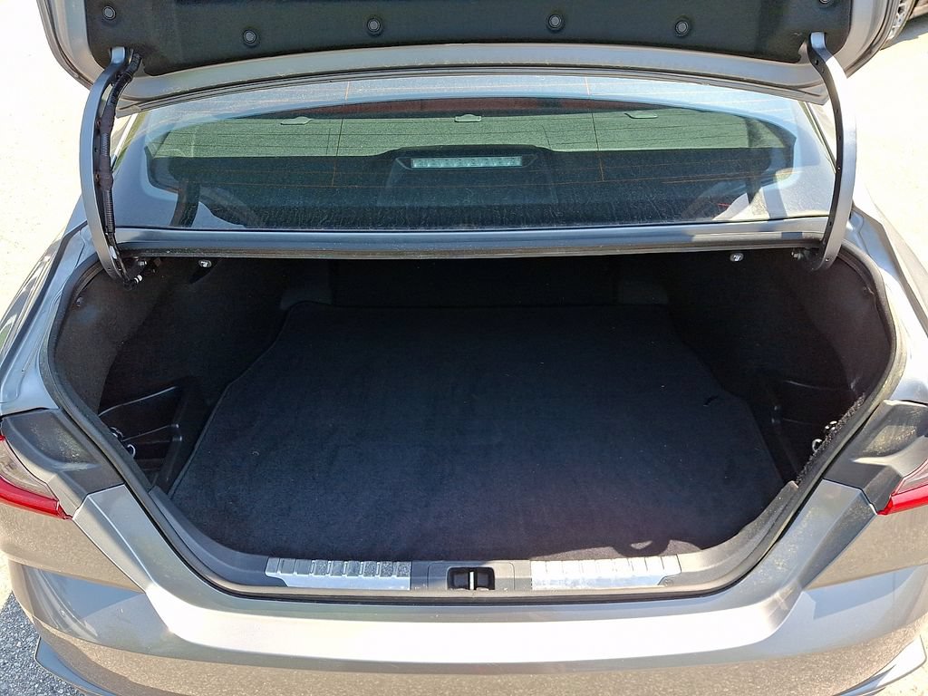 Used 2025 Toyota Camry XSE FWD image 29