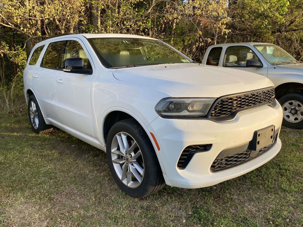 Used 2024 Dodge Durango GT image 3
