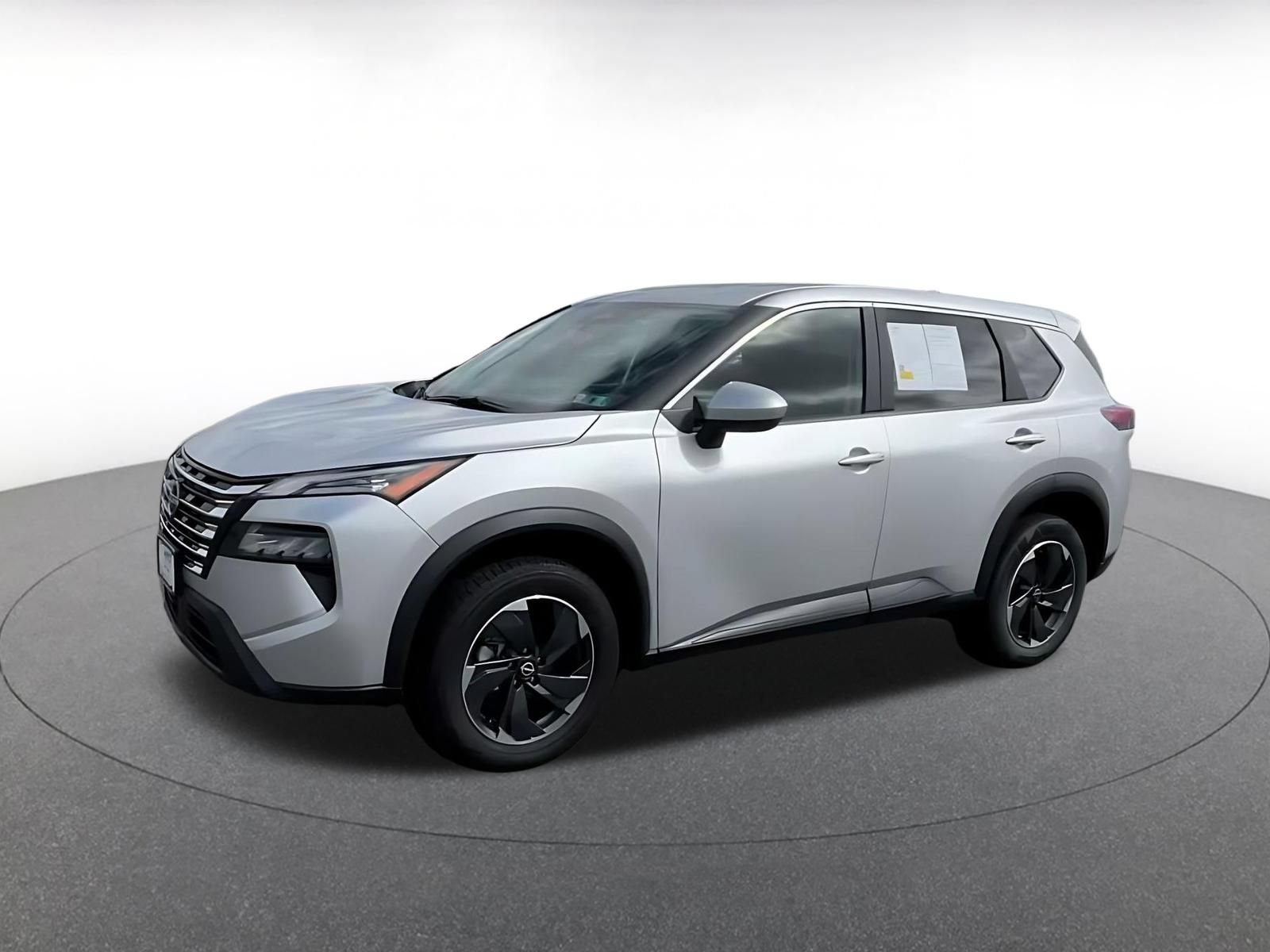 Used 2025 Nissan Rogue SV AWD/4WD image 7