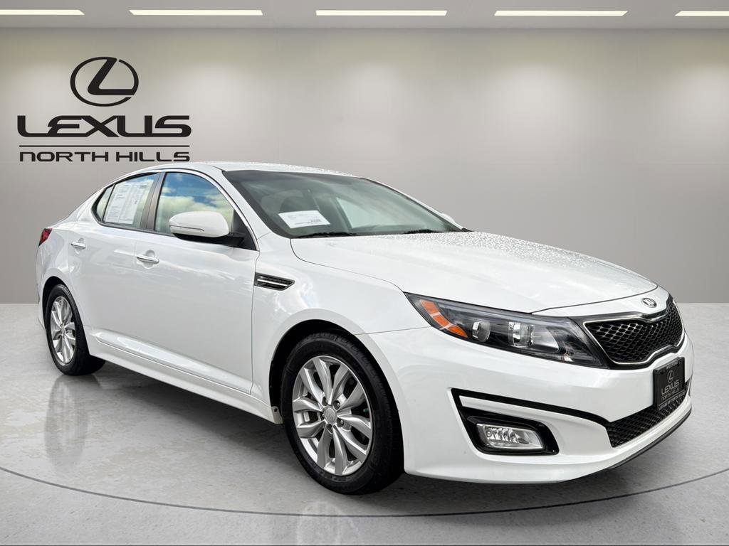 Used 2015 Kia Optima LX image 3
