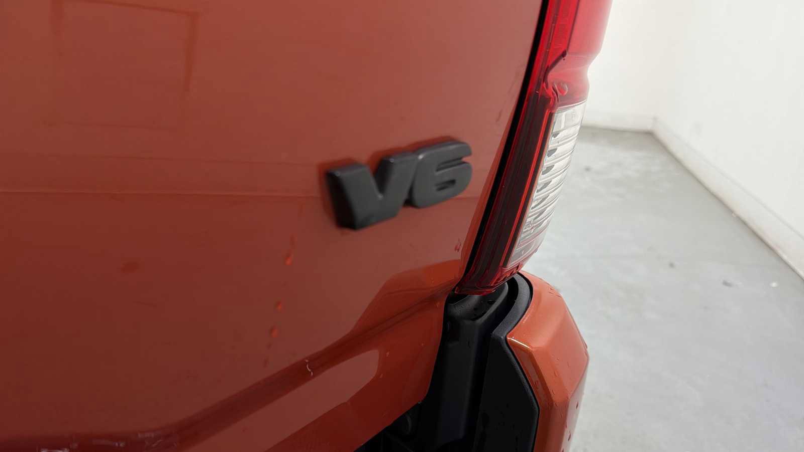 Used 2018 Toyota Tacoma TRD Sport image 27