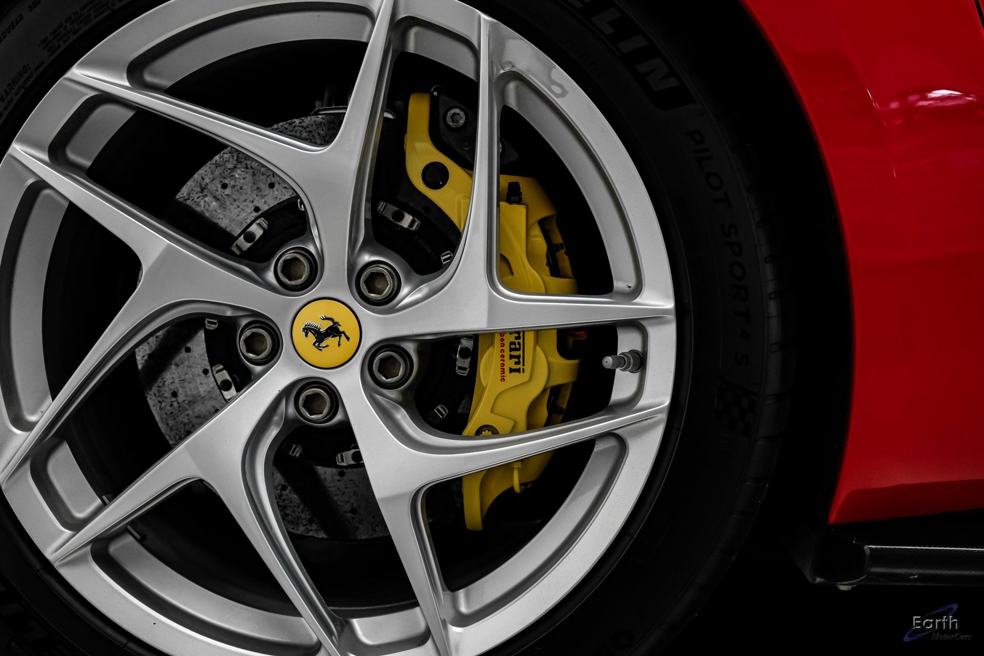 Used 2018 Ferrari 812 Superfast image 96