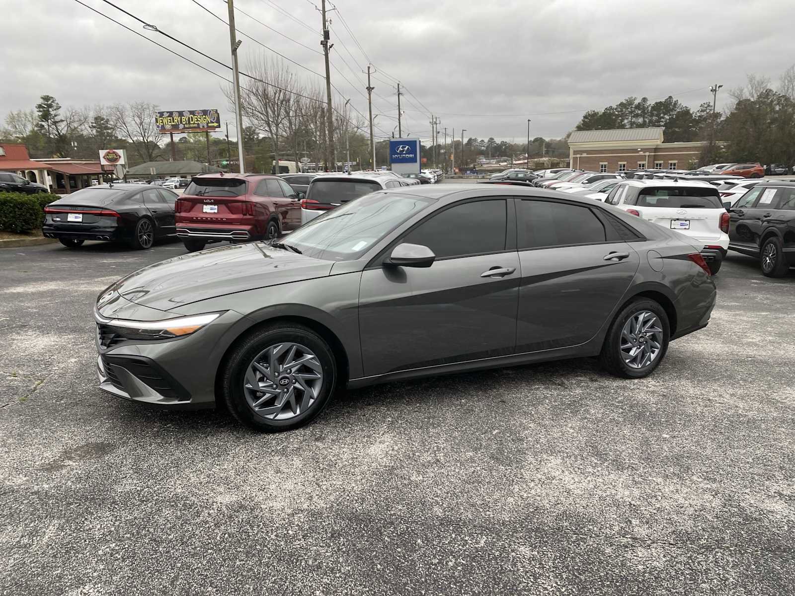 Certified 2025 Hyundai Elantra Blue image 9