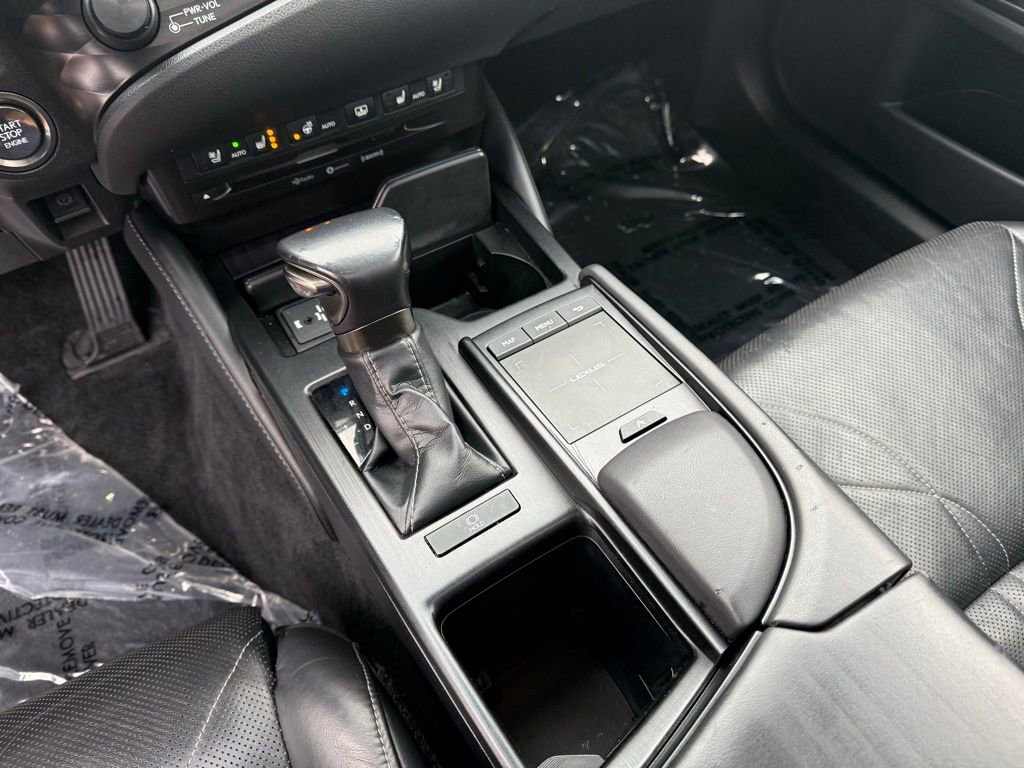 Used 2019 Lexus ES 350 Luxury w/ Accessory Package image 12
