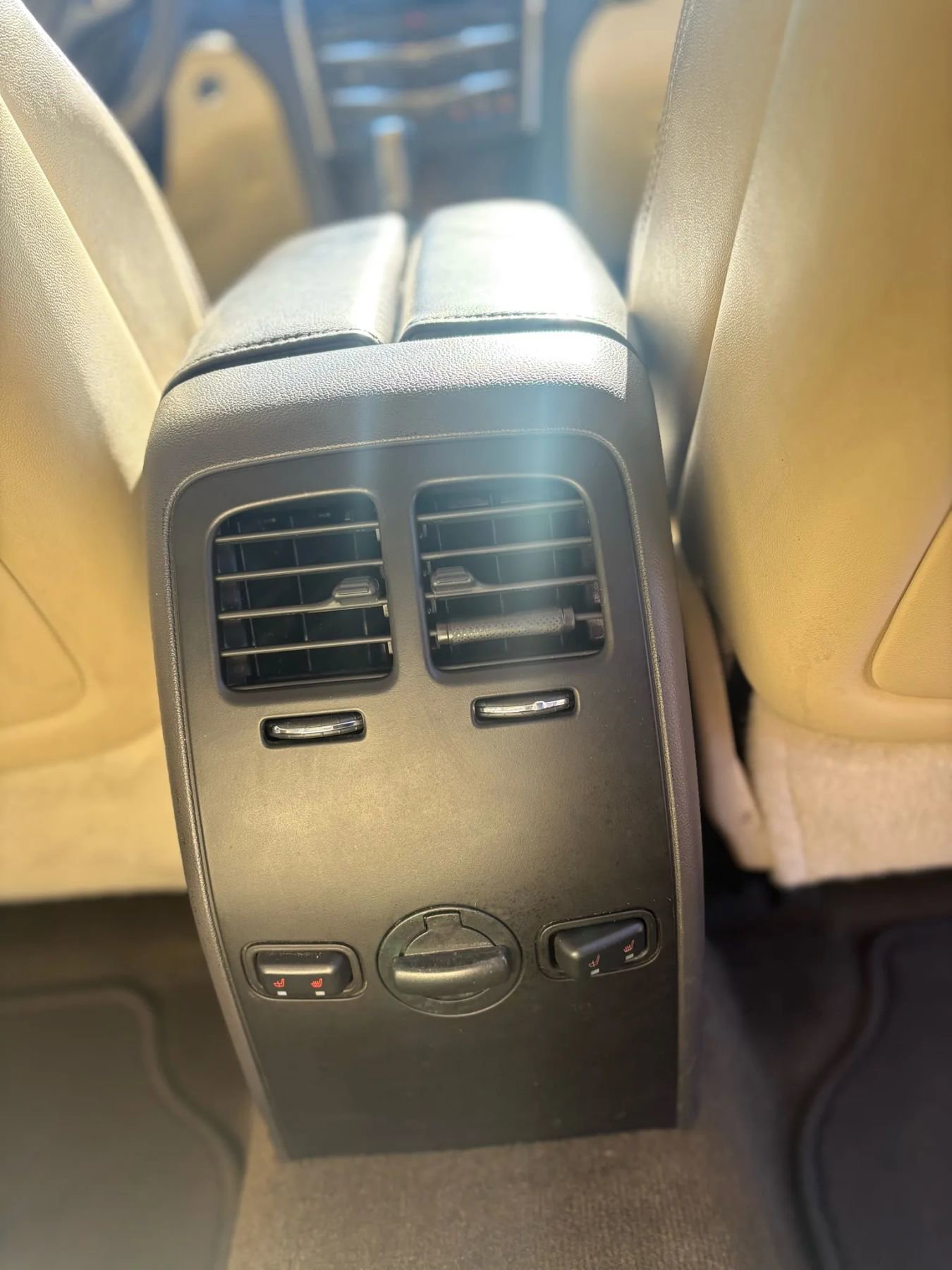 Used 2014 Lincoln MKS w/ Equipment Group 101A image 23