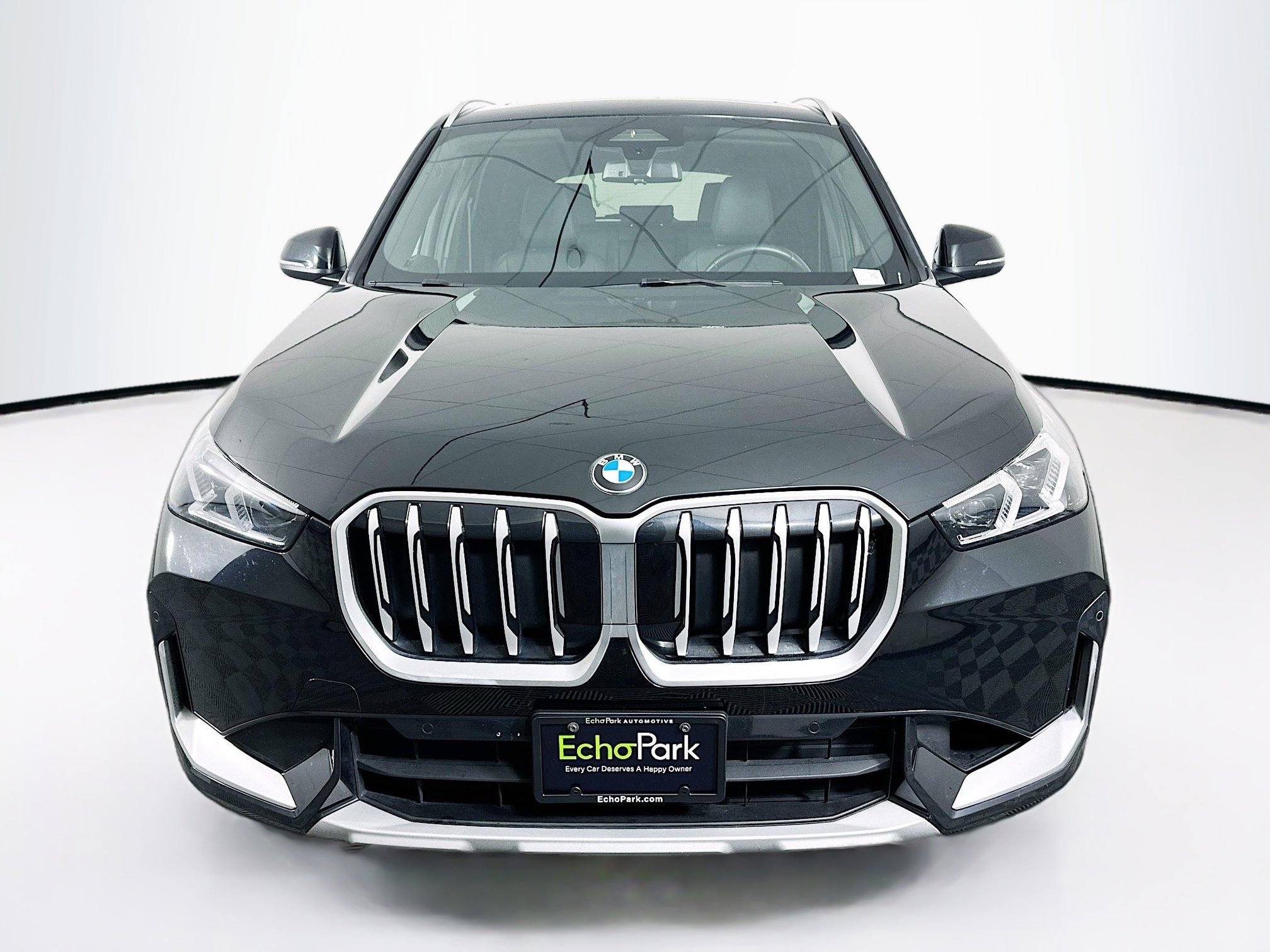Used 2025 BMW X1 xDrive28i AWD/4WD image 2