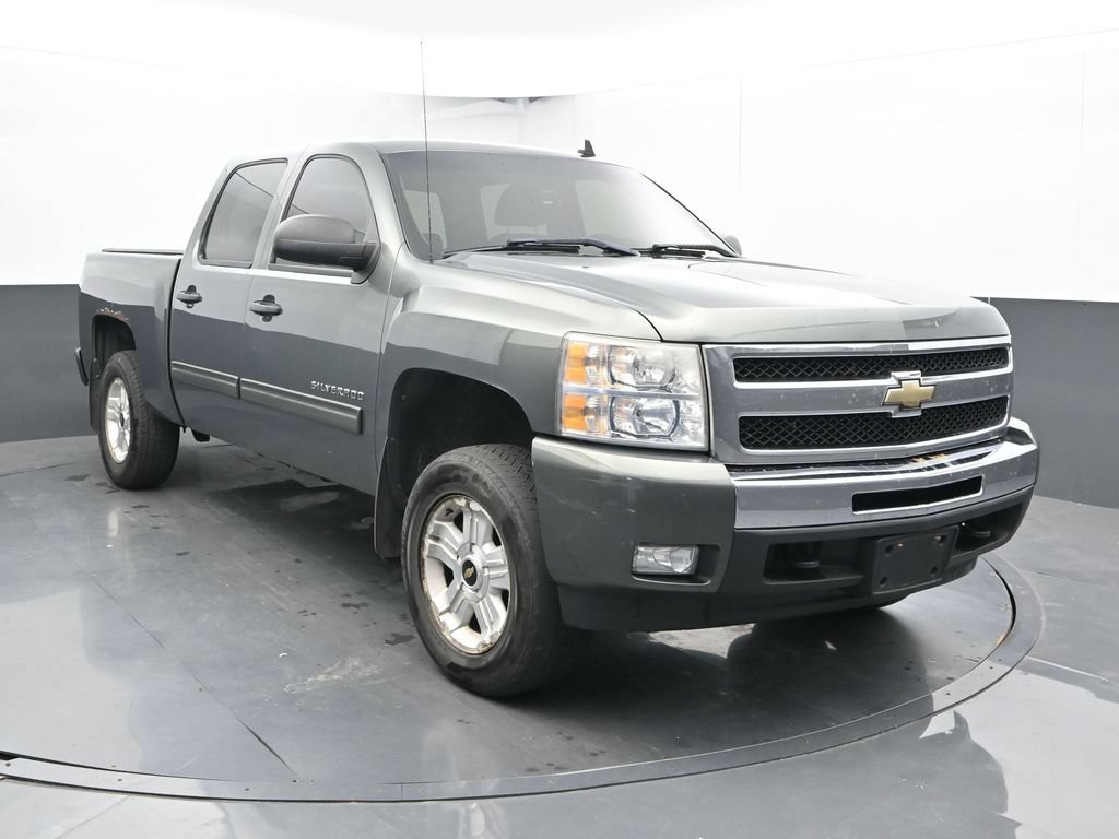 Used 2011 Chevrolet Silverado 1500 LT w/ All-Star Edition AWD/4WD image 6