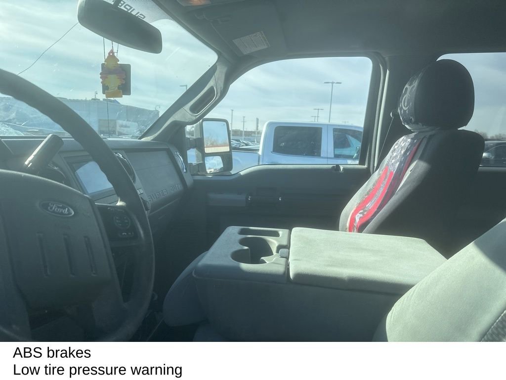 Used 2015 Ford F250 XLT w/ Snow Plow Prep Package image 16