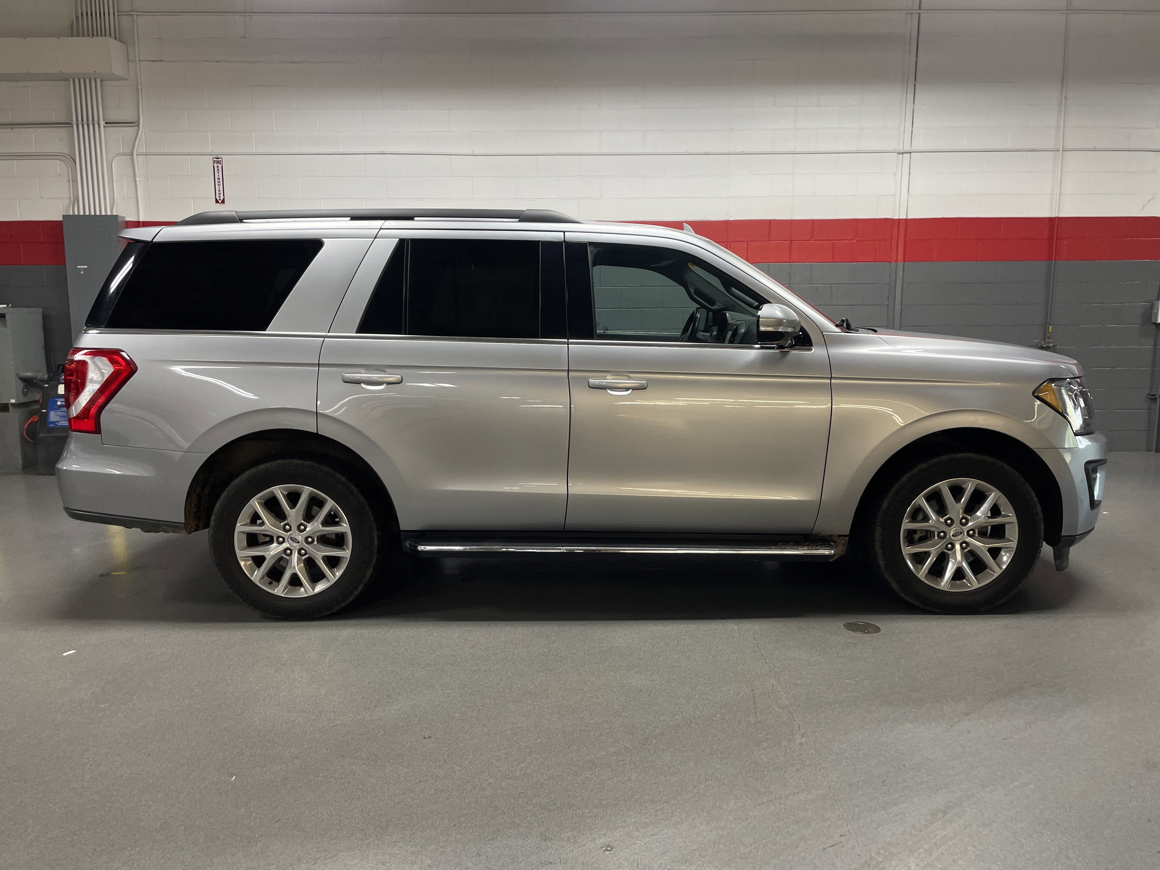 Used 2021 Ford Expedition XLT image 7