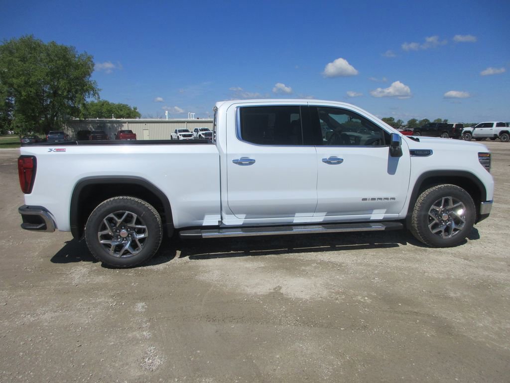 New 2026 GMC Sierra 1500 SLT w/ SLT Premium Plus Package AWD/4WD image 3
