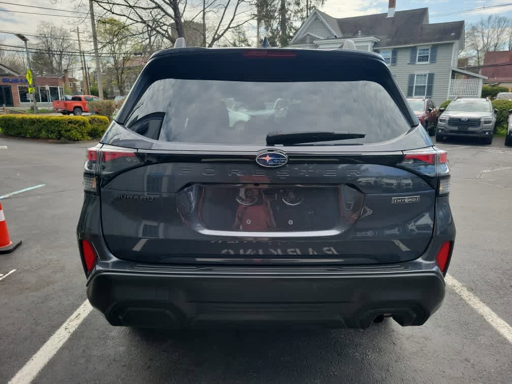 Certified 2025 Subaru Forester Premium AWD/4WD image 4