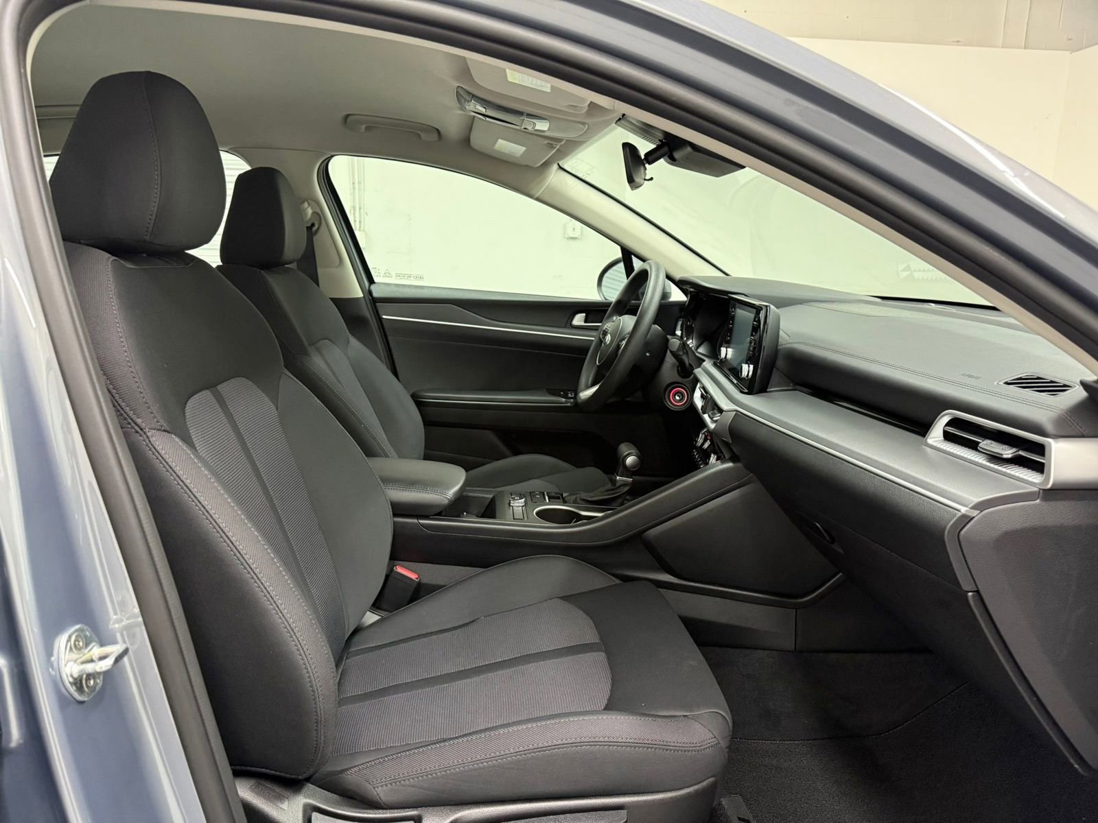 Used 2021 Kia K5 LX FWD image 16