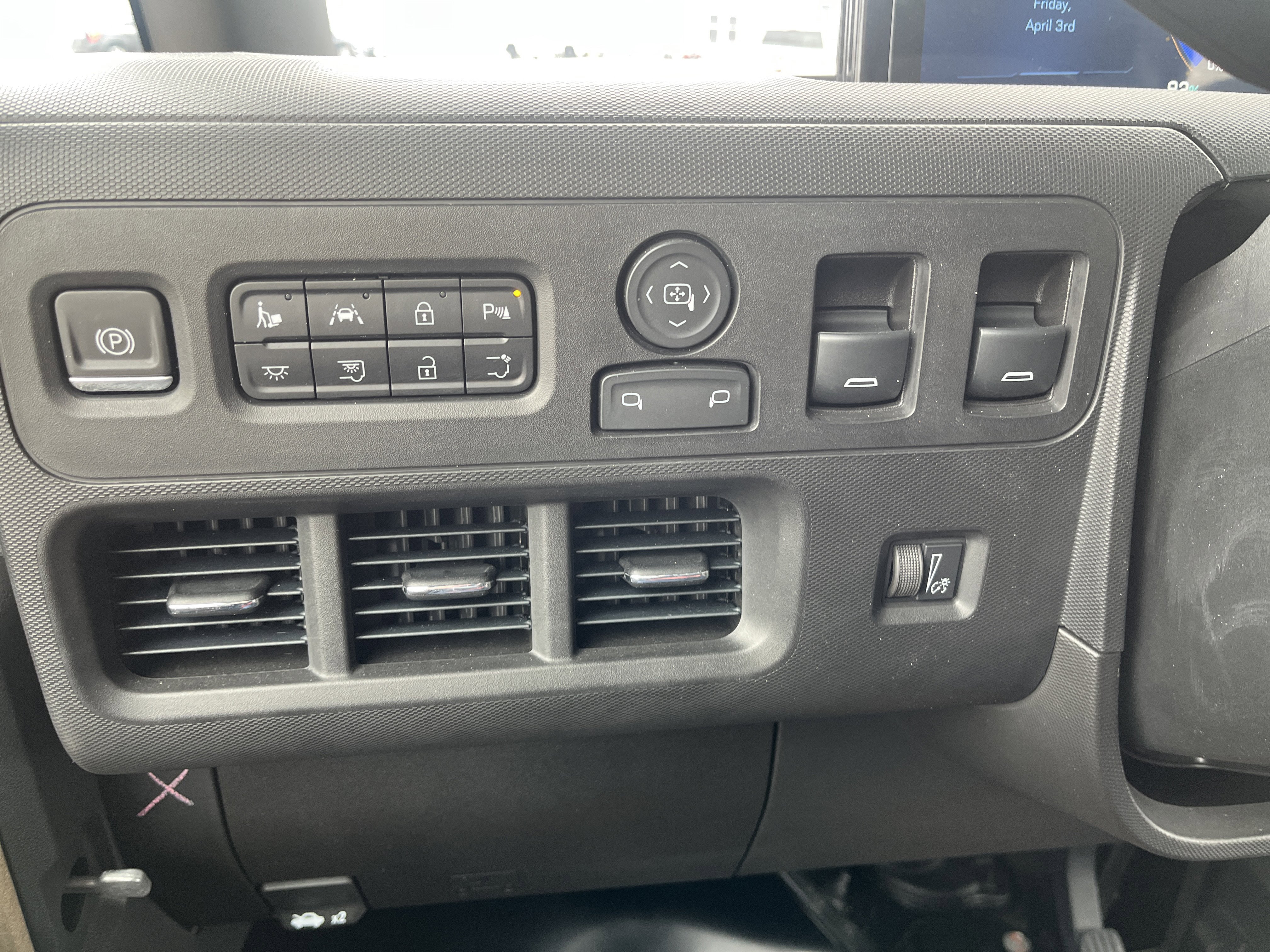 Used 2024 Chevrolet Brightdrop 600 w/ Battery Pack, Max Range image 16