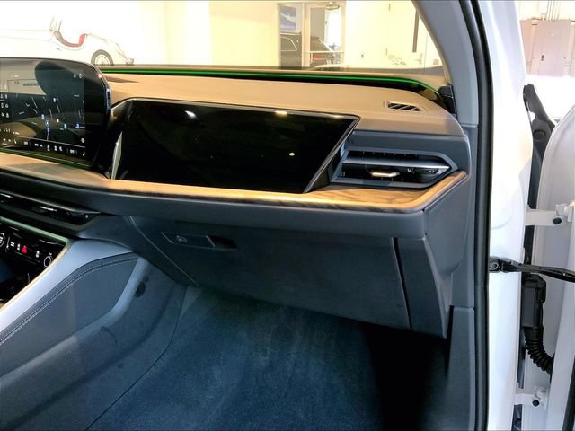Certified 2025 Audi Q5 Premium w/ Convenience Package AWD/4WD image 21