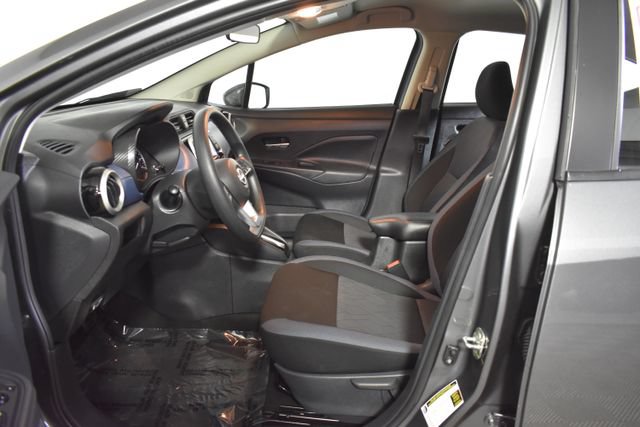 Used 2025 Nissan Versa SV w/ Trunk Package FWD image 11