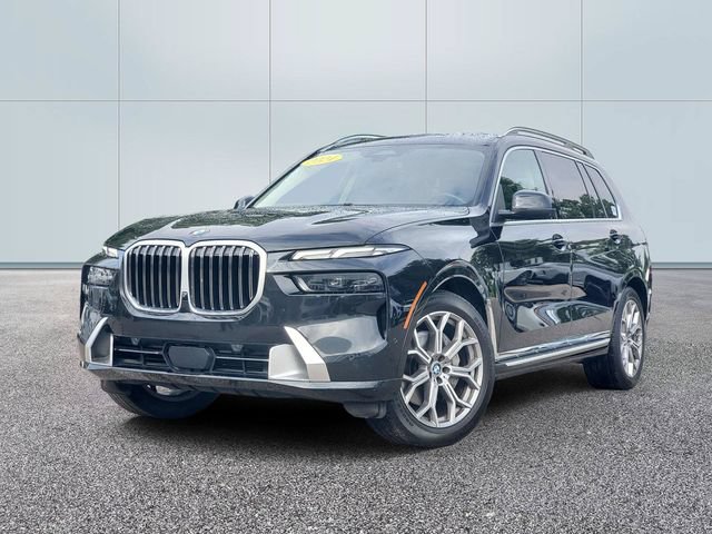 Used 2024 BMW X7 xDrive40i AWD/4WD image 1