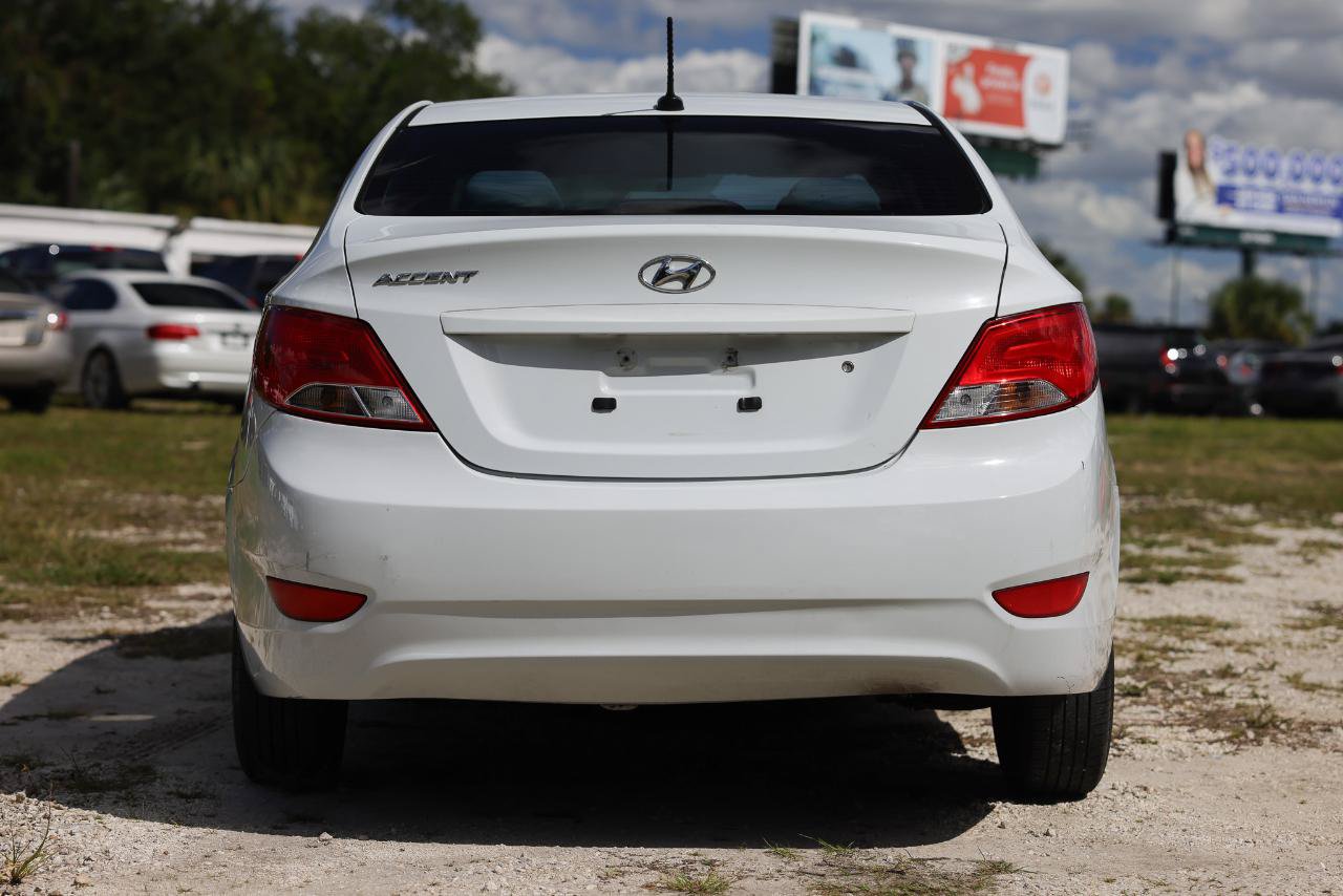 Used 2017 Hyundai Accent SE FWD image 7