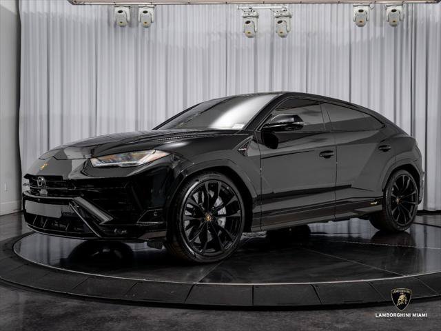 Used 2024 Lamborghini Urus S AWD/4WD image 3