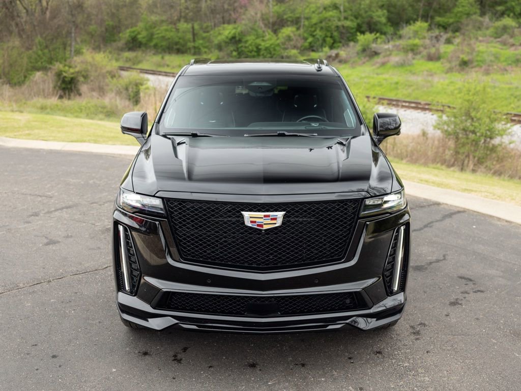 Used 2023 Cadillac Escalade ESV V image 11