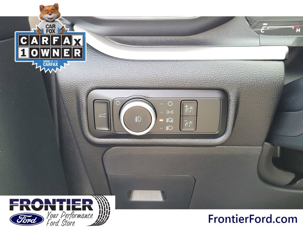 Used 2024 Ford Explorer XLT w/ Equipment Group 202A image 17