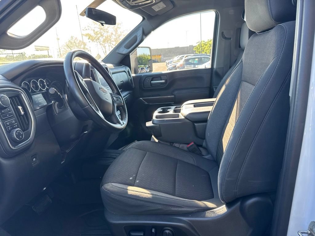 Used 2020 Chevrolet Silverado 2500 LT w/ Convenience Package AWD/4WD image 5