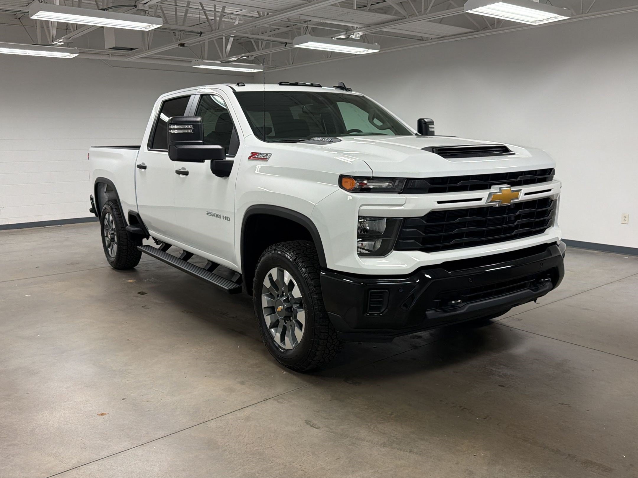 New 2026 Chevrolet Silverado 2500 Custom w/ Custom Value Package AWD/4WD image 27