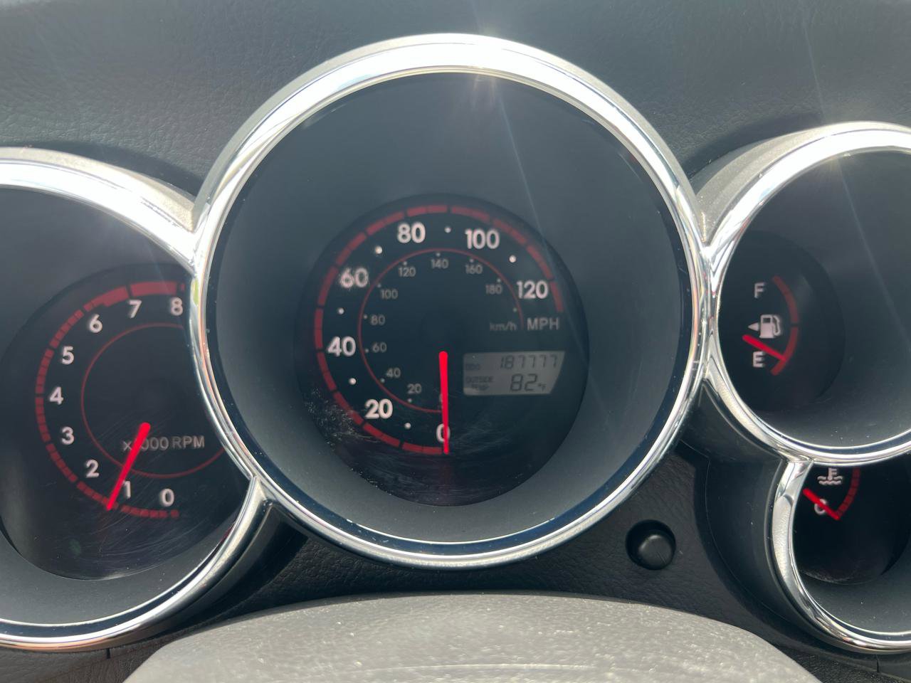 Used 2007 Toyota Matrix FWD image 16