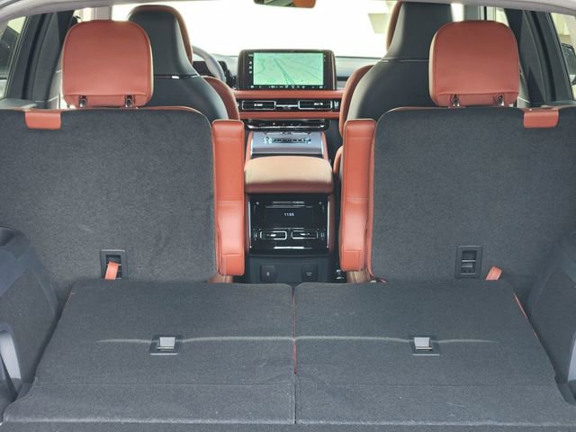 New 2026 Lincoln Aviator Reserve w/ Luxury Package image 16