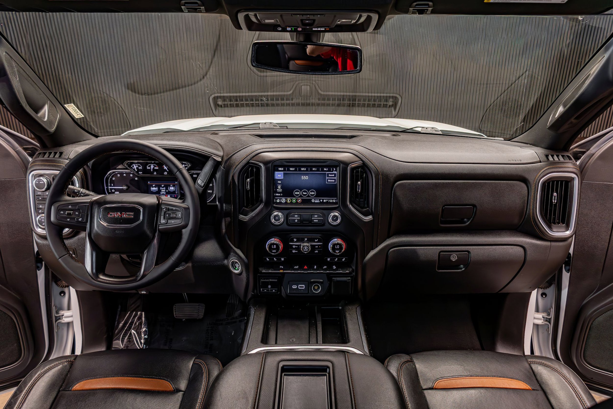 Used 2022 GMC Sierra 1500 AT4 w/ AT4 Premium Package AWD/4WD image 18