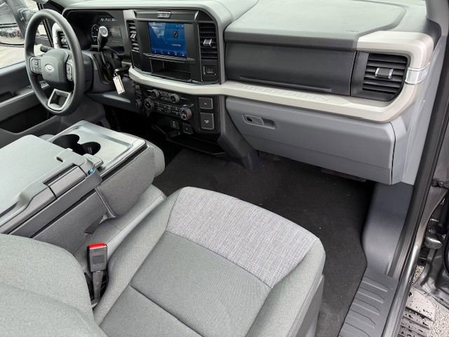 New 2025 Ford F250 XLT w/ 360-Degree Camera Package image 15