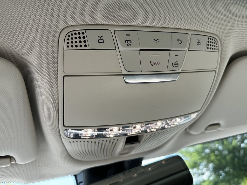 Certified 2021 Mercedes-Benz GLC 300 4MATIC image 33