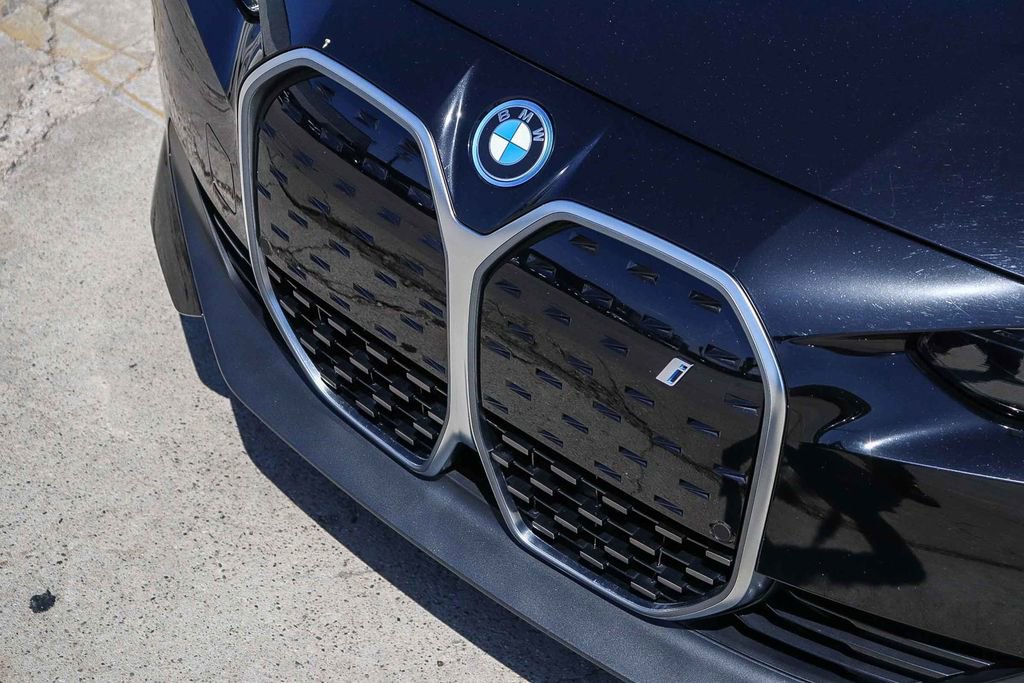 Used 2023 BMW i4 eDrive35 w/ Premium Package RWD image 10