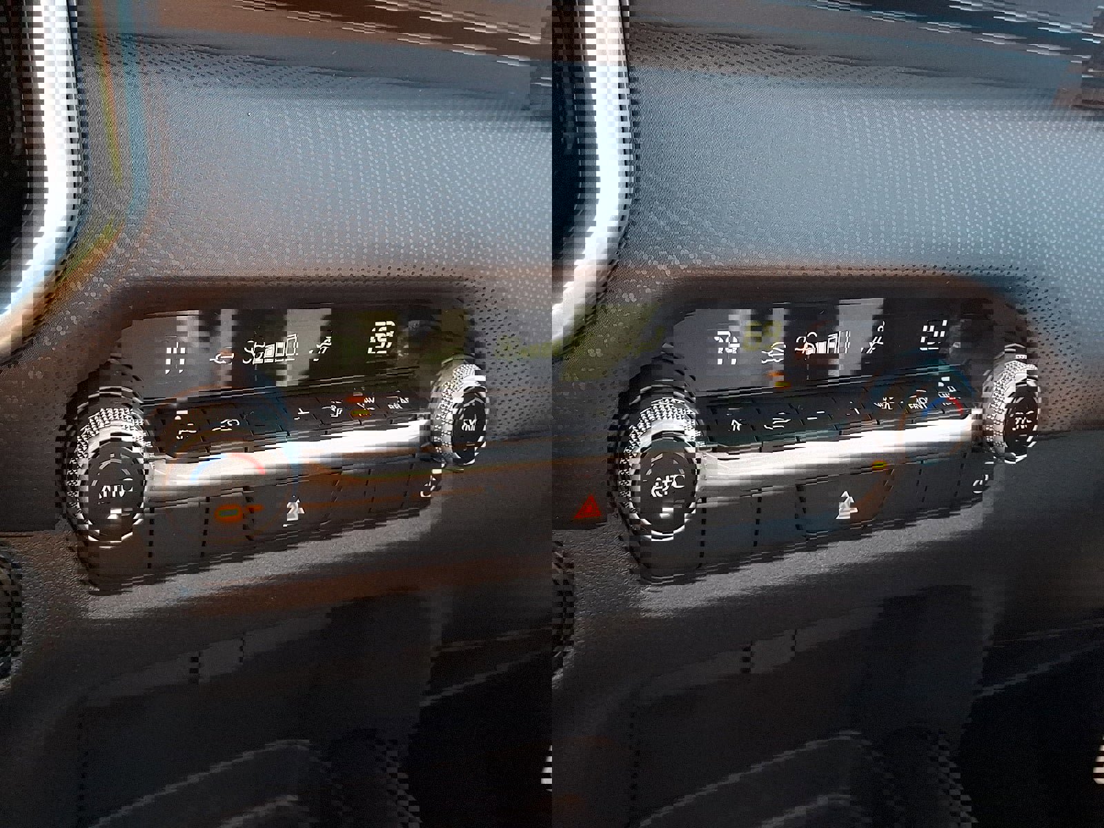 New 2025 MAZDA CX-50 AWD 2.5 S w/ Select Package image 12