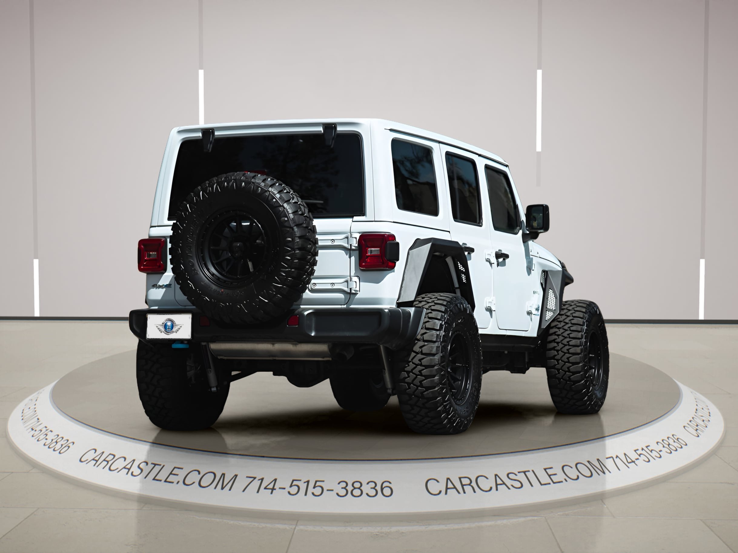 Used 2024 Jeep Wrangler Sahara AWD/4WD image 5
