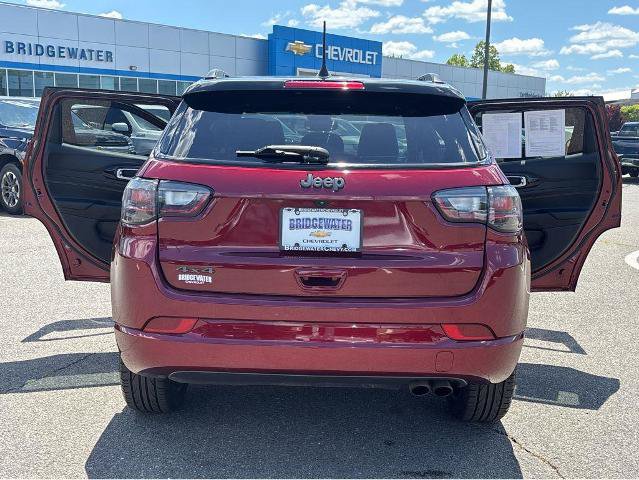 Used 2022 Jeep Compass High Altitude AWD/4WD image 12