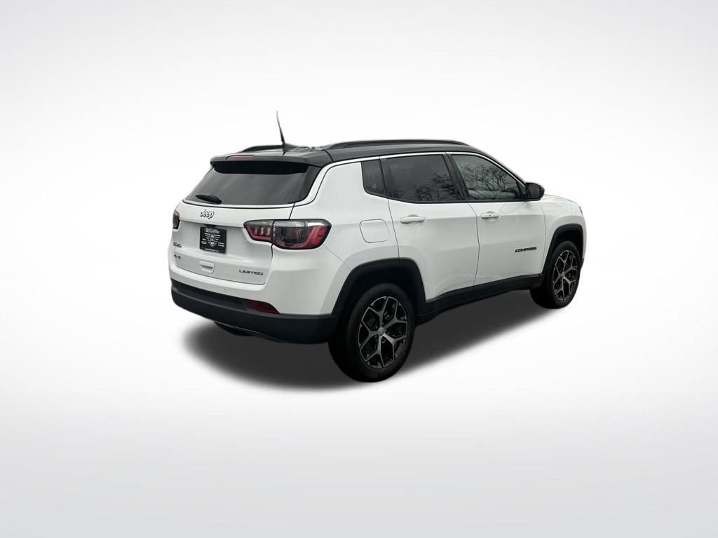 Used 2024 Jeep Compass Limited w/ Sun and Sound Group image 7