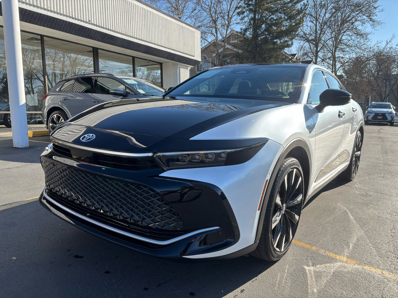 Used 2025 Toyota Crown Platinum image 15