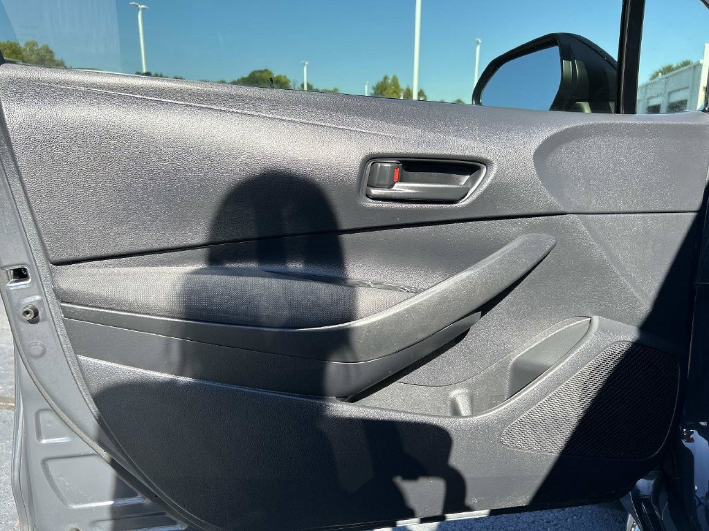 Used 2023 Toyota Corolla LE FWD image 20