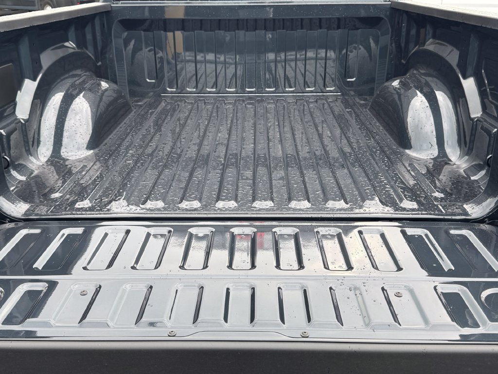 New 2027 RAM 1500 Laramie AWD/4WD image 7