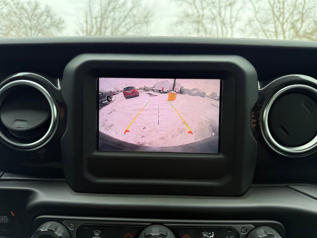 Used 2021 Jeep Wrangler Unlimited Sahara image 21