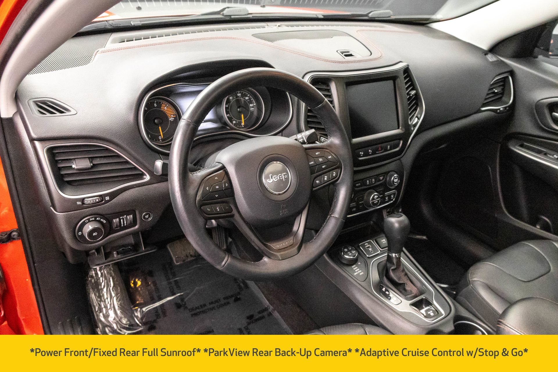 Used 2019 Jeep Cherokee Trailhawk image 5