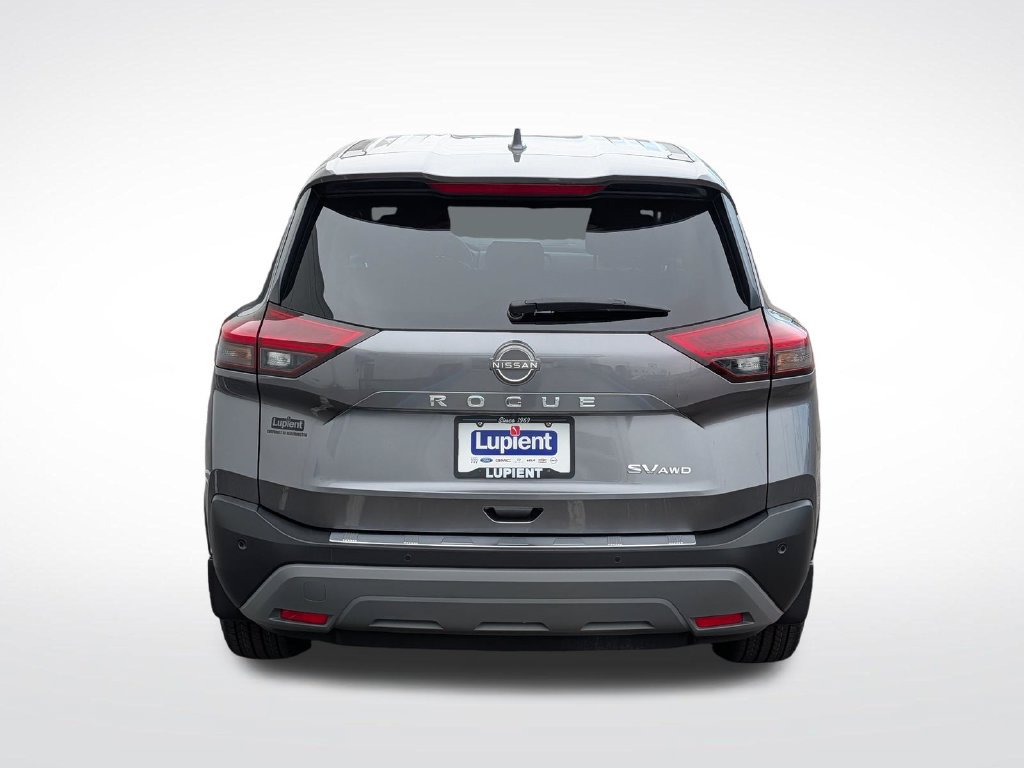 Used 2023 Nissan Rogue SV AWD/4WD image 4