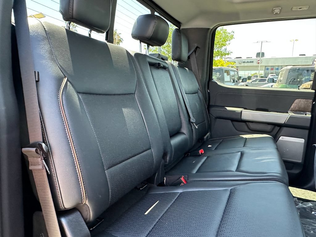 New 2026 Ford F350 Lariat w/ Black Appearance Package AWD/4WD image 21