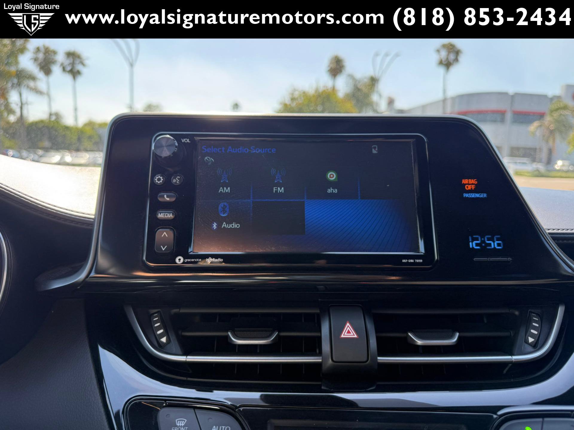 Used 2018 Toyota C-HR XLE FWD image 21