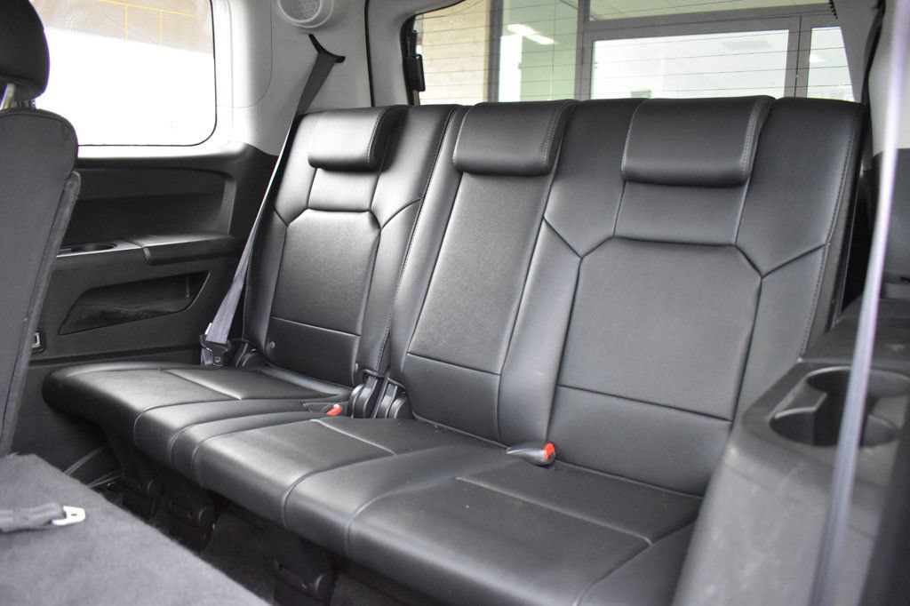 Used 2010 Honda Pilot Touring image 24