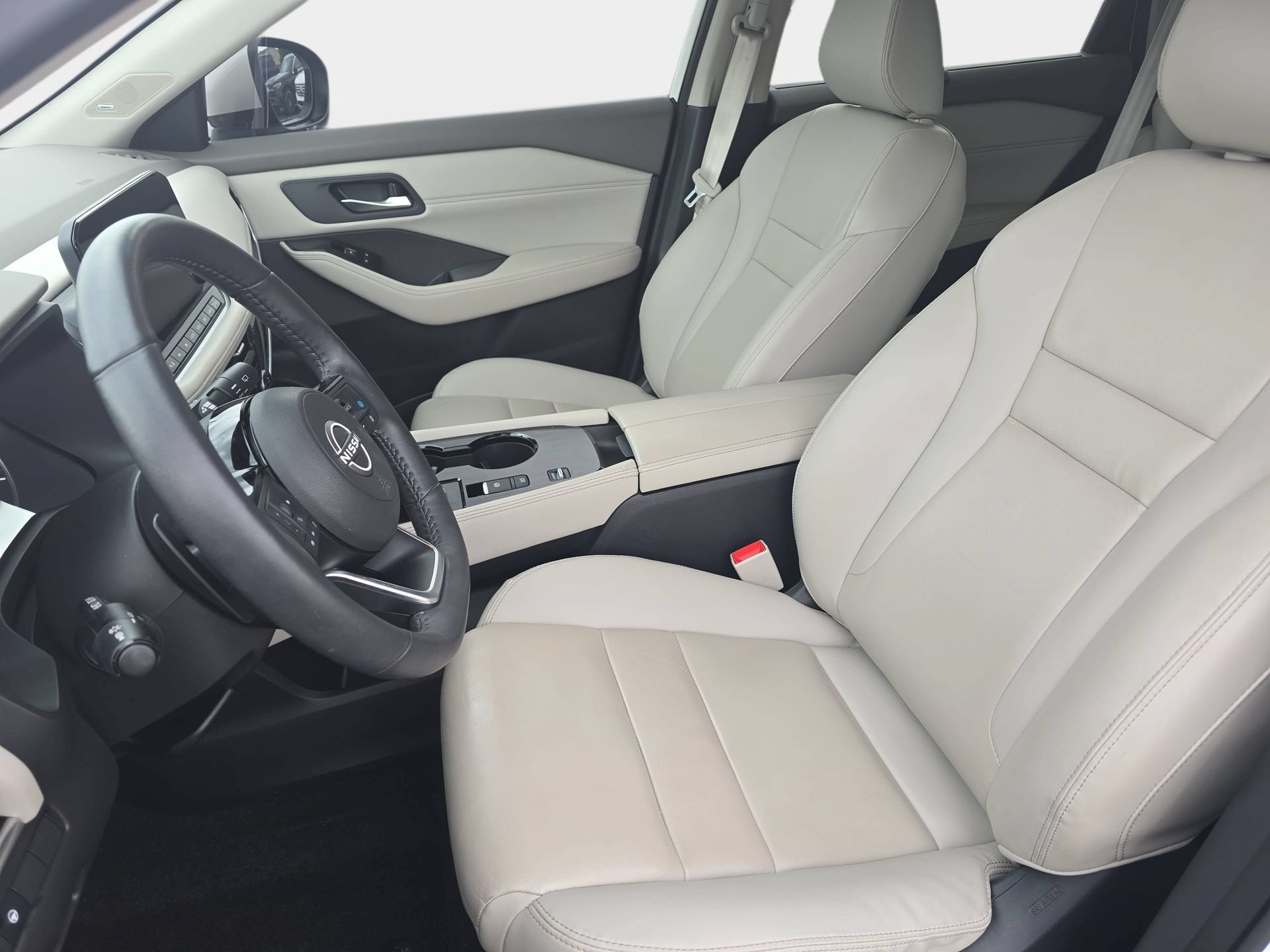 Used 2023 Nissan Rogue SL w/ SL Premium Package FWD image 15