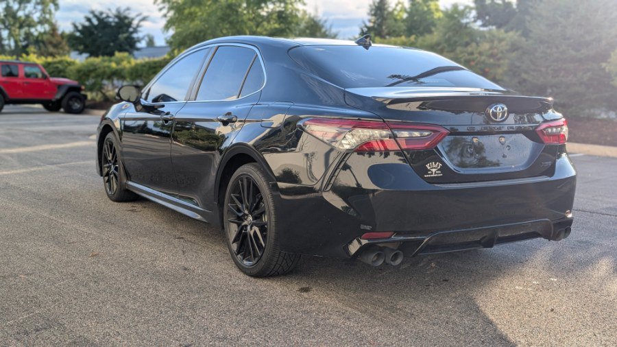 Used 2023 Toyota Camry XSE FWD image 5