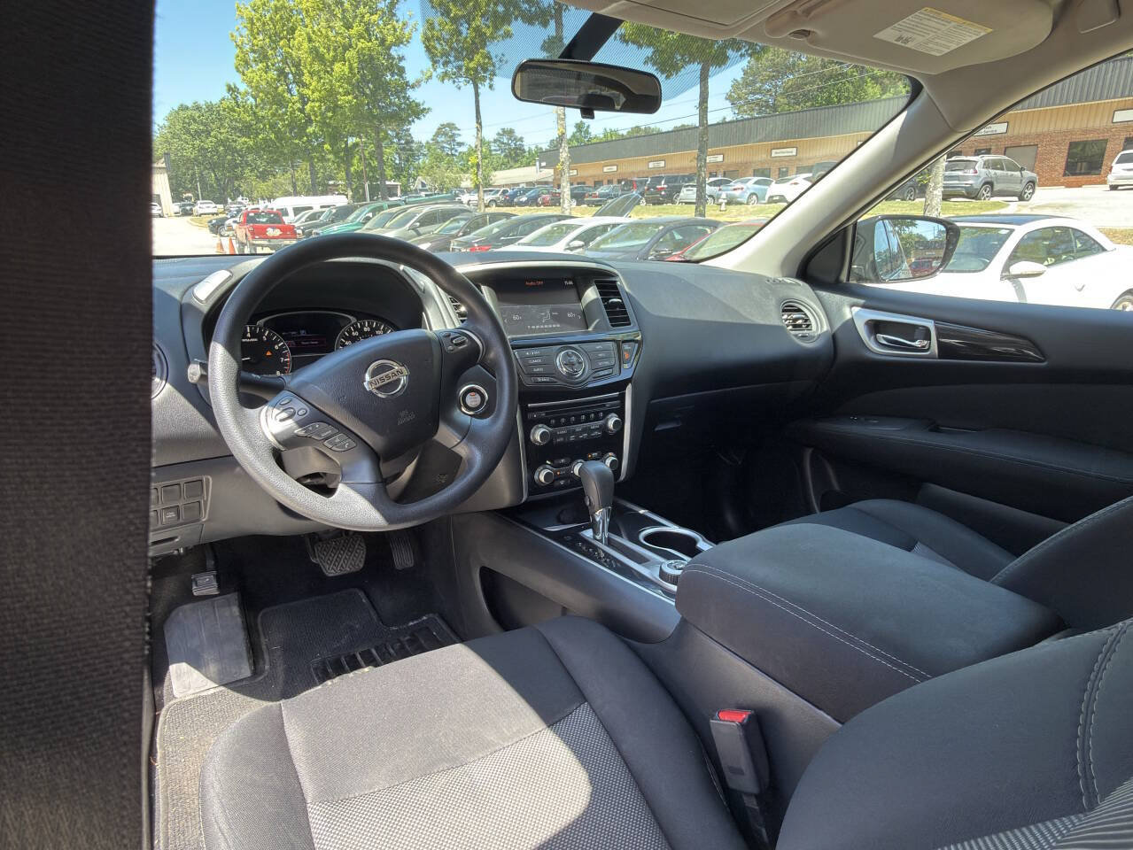 Used 2017 Nissan Pathfinder S AWD/4WD image 24